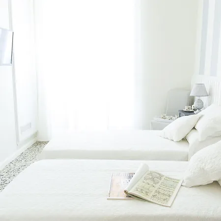 Lungomare & Charme Affittacamere